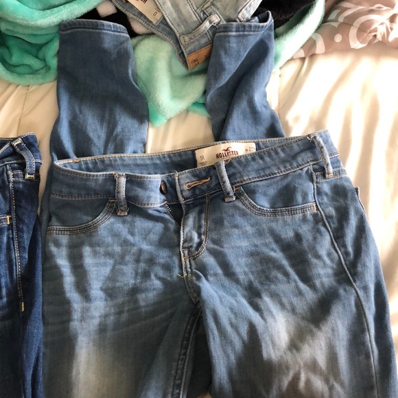 hollister jeans (2 pairs) - Picture 4 of 5